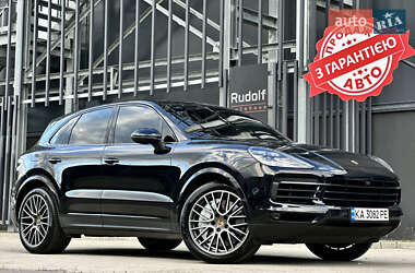 Внедорожник / Кроссовер Porsche Cayenne 2019 в Киеве