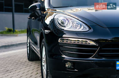Позашляховик / Кросовер Porsche Cayenne 2012 в Івано-Франківську