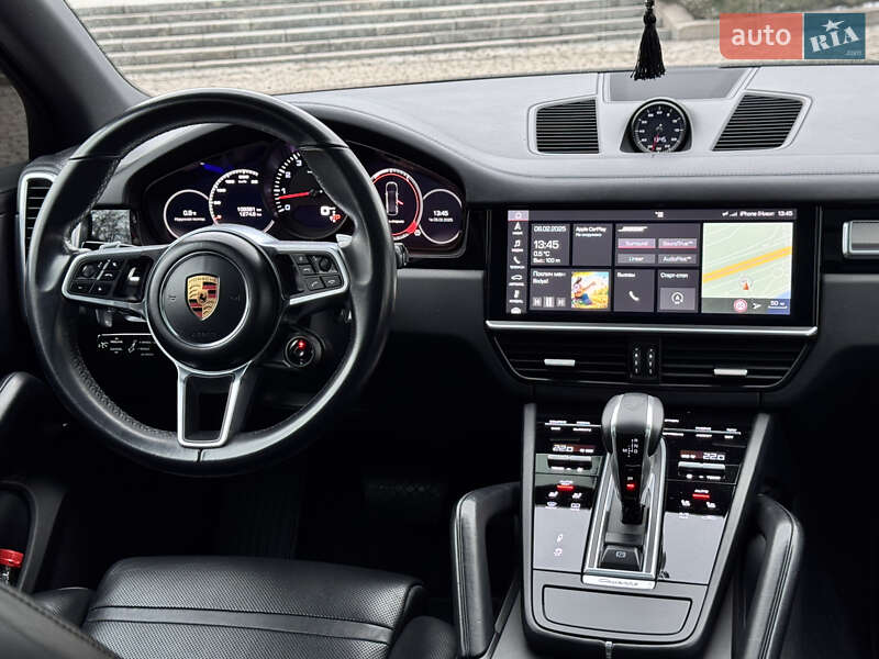 Позашляховик / Кросовер Porsche Cayenne 2017 в Києві