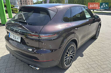 Внедорожник / Кроссовер Porsche Cayenne 2020 в 