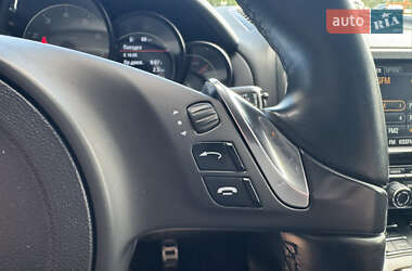 Внедорожник / Кроссовер Porsche Cayenne 2012 в 