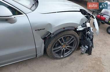 Внедорожник / Кроссовер Porsche Cayenne 2021 в 