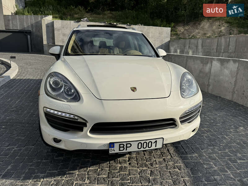 Внедорожник / Кроссовер Porsche Cayenne 2011 в Днепре