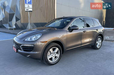 Позашляховик / Кросовер Porsche Cayenne 2014 в 