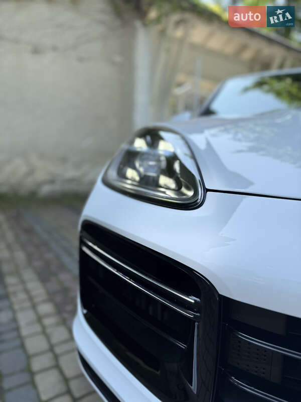 Внедорожник / Кроссовер Porsche Cayenne 2019 в Черновцах фото 12 Внедорожник / Кроссовер Porsche Cayenne 2019 в Черновцах