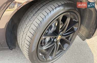 Внедорожник / Кроссовер Porsche Cayenne 2021 в 