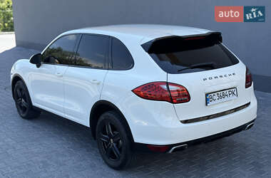 Внедорожник / Кроссовер Porsche Cayenne 2010 в 