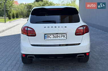 Внедорожник / Кроссовер Porsche Cayenne 2010 в 