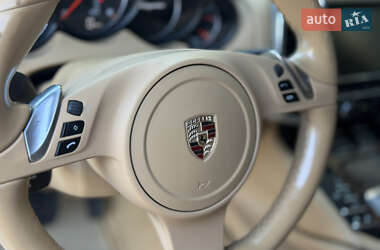 Внедорожник / Кроссовер Porsche Cayenne 2010 в 