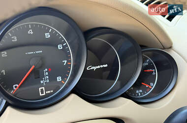 Внедорожник / Кроссовер Porsche Cayenne 2010 в 