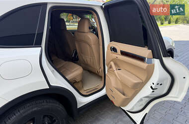 Внедорожник / Кроссовер Porsche Cayenne 2010 в 