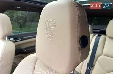 Внедорожник / Кроссовер Porsche Cayenne 2015 в 