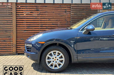 Внедорожник / Кроссовер Porsche Cayenne 2013 в 