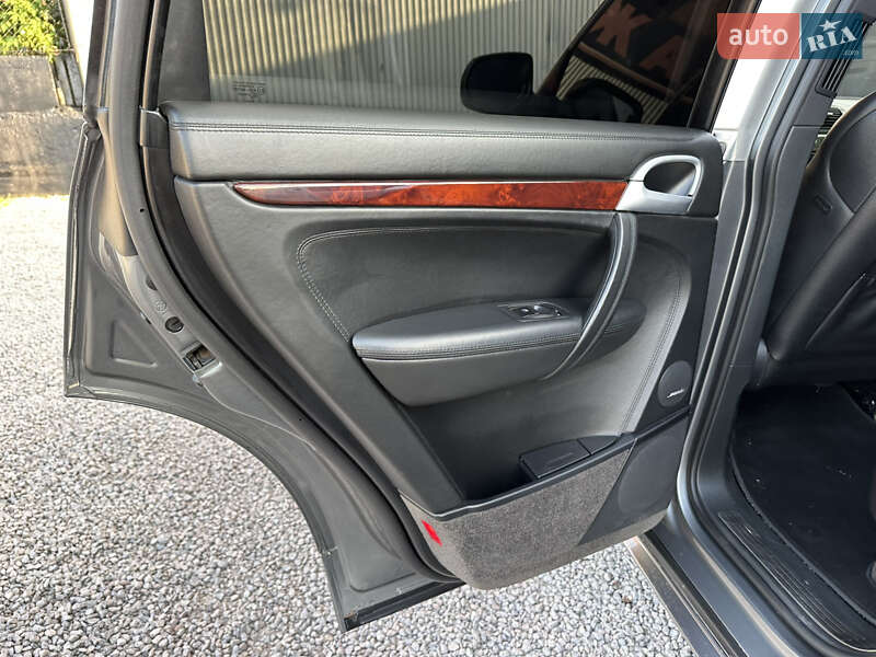 Внедорожник / Кроссовер Porsche Cayenne 2007 в Тернополе