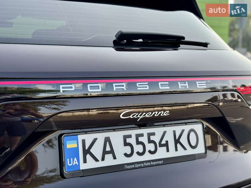 Позашляховик / Кросовер Porsche Cayenne 2018 в Києві