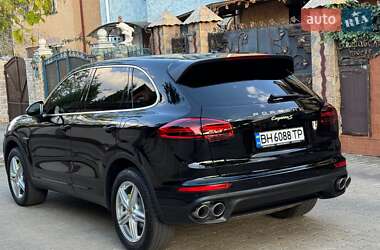 Внедорожник / Кроссовер Porsche Cayenne 2015 в Одессе