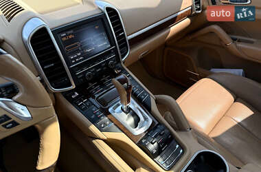 Внедорожник / Кроссовер Porsche Cayenne 2013 в 