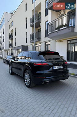 Внедорожник / Кроссовер Porsche Cayenne 2019 в 