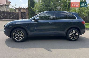 Внедорожник / Кроссовер Porsche Cayenne 2013 в 
