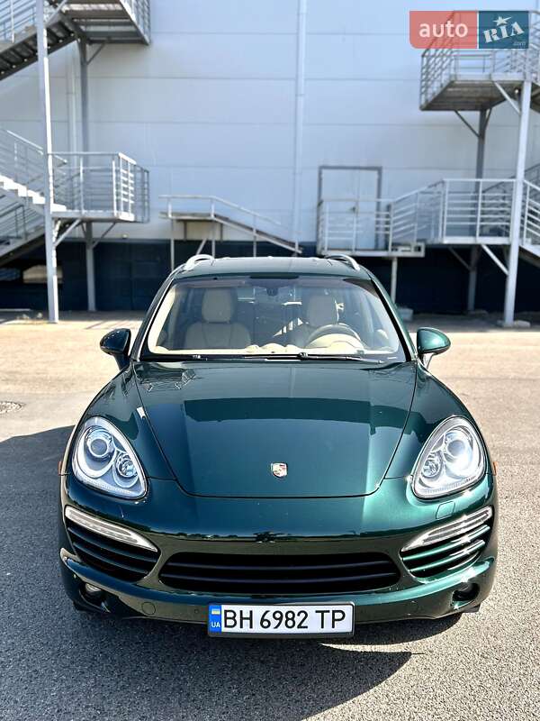 Porsche Cayenne 2012