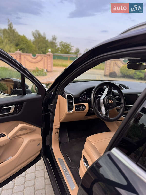 Позашляховик / Кросовер Porsche Cayenne 2020 в Львові фото 16 Позашляховик / Кросовер Porsche Cayenne 2020 в Львові