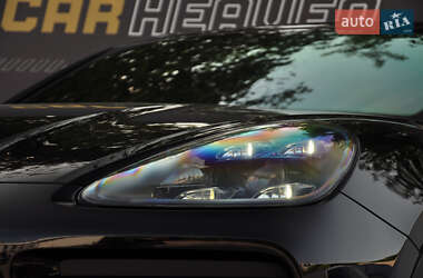 Внедорожник / Кроссовер Porsche Cayenne 2018 в 