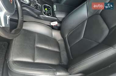 Внедорожник / Кроссовер Porsche Cayenne 2014 в 