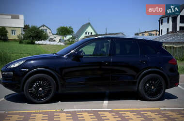 Позашляховик / Кросовер Porsche Cayenne 2010 в 