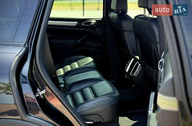 Позашляховик / Кросовер Porsche Cayenne 2010 в 