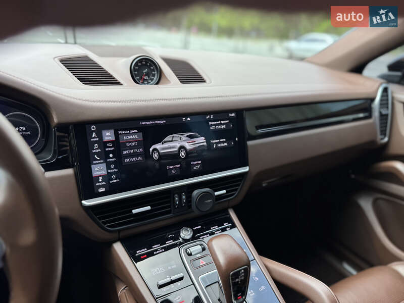 Позашляховик / Кросовер Porsche Cayenne 2019 в Києві