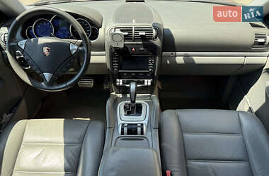 Внедорожник / Кроссовер Porsche Cayenne 2005 в 