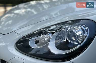 Позашляховик / Кросовер Porsche Cayenne 2010 в 