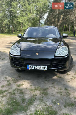 Внедорожник / Кроссовер Porsche Cayenne 2004 в Кропивницком
