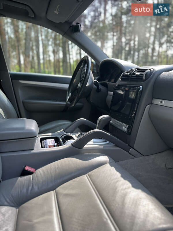 Позашляховик / Кросовер Porsche Cayenne 2004 в Кропивницькому