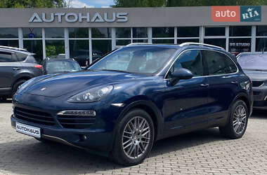 Позашляховик / Кросовер Porsche Cayenne 2012 в 