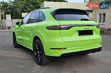 Внедорожник / Кроссовер Porsche Cayenne 2019 в 