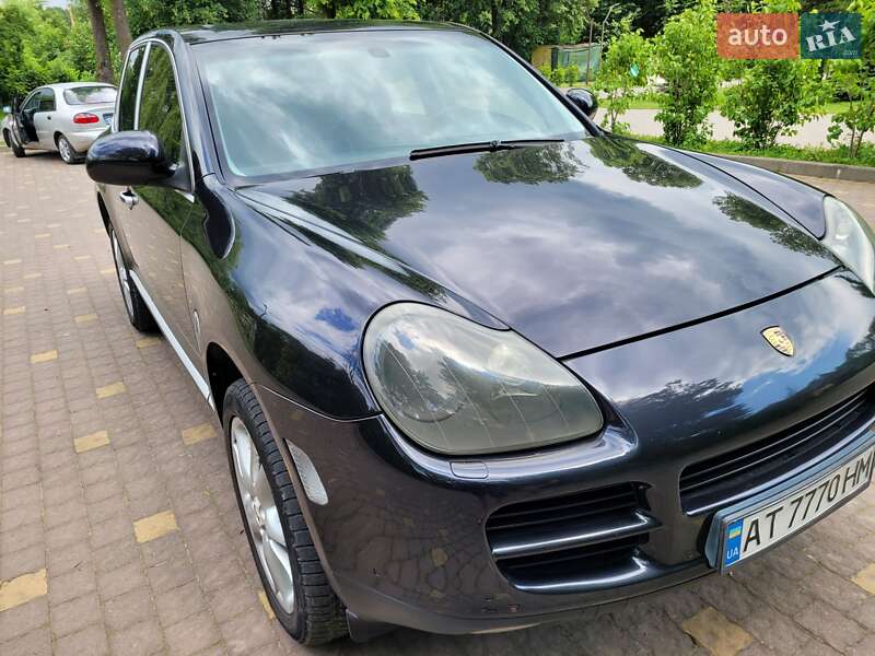Позашляховик / Кросовер Porsche Cayenne 2004 в Долині
