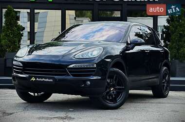 Внедорожник / Кроссовер Porsche Cayenne 2013 в Киеве