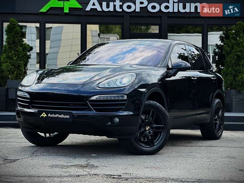 Внедорожник / Кроссовер Porsche Cayenne 2013 в 