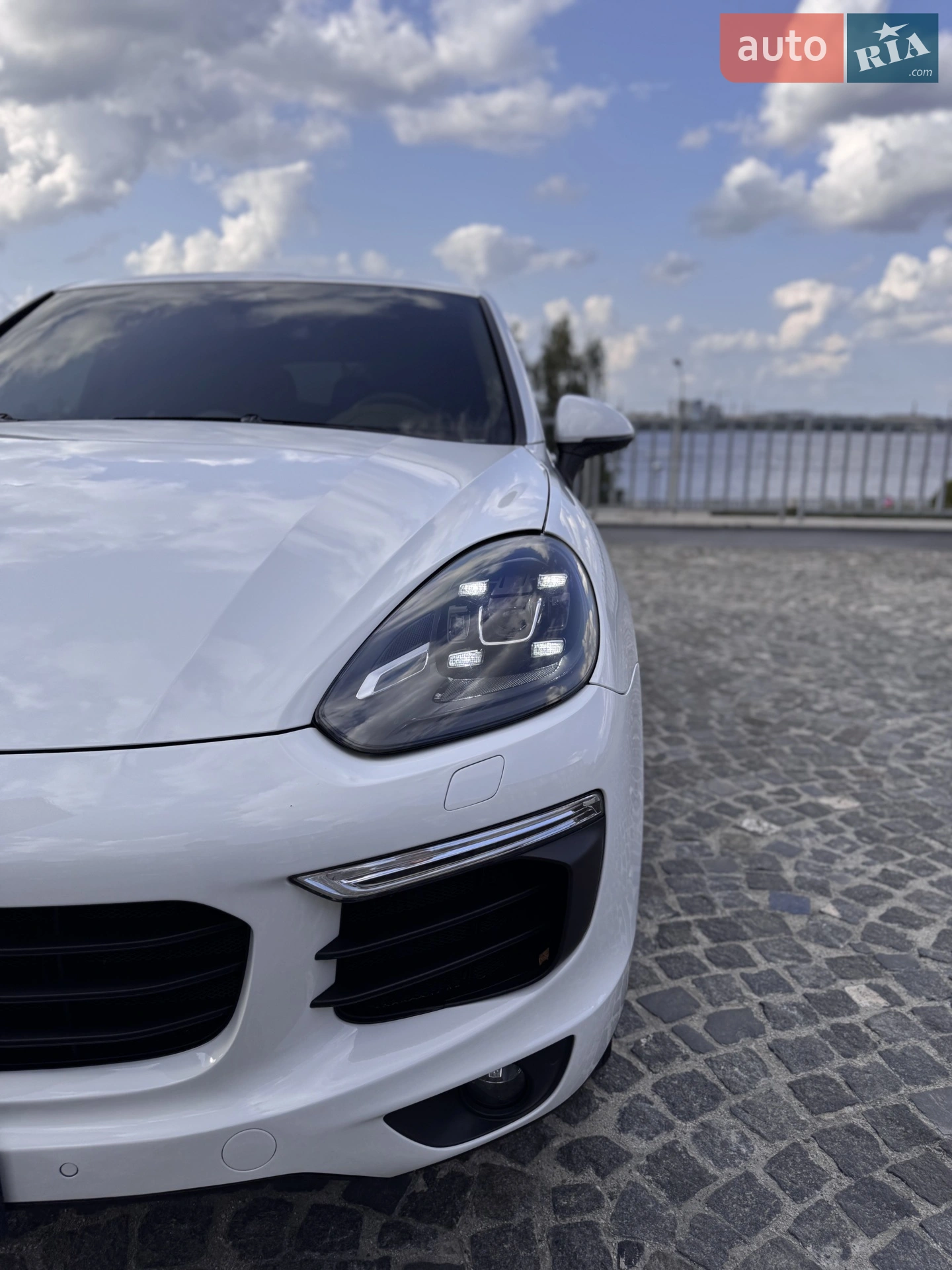 2015 Porsche Cayenne - мініатюра 16