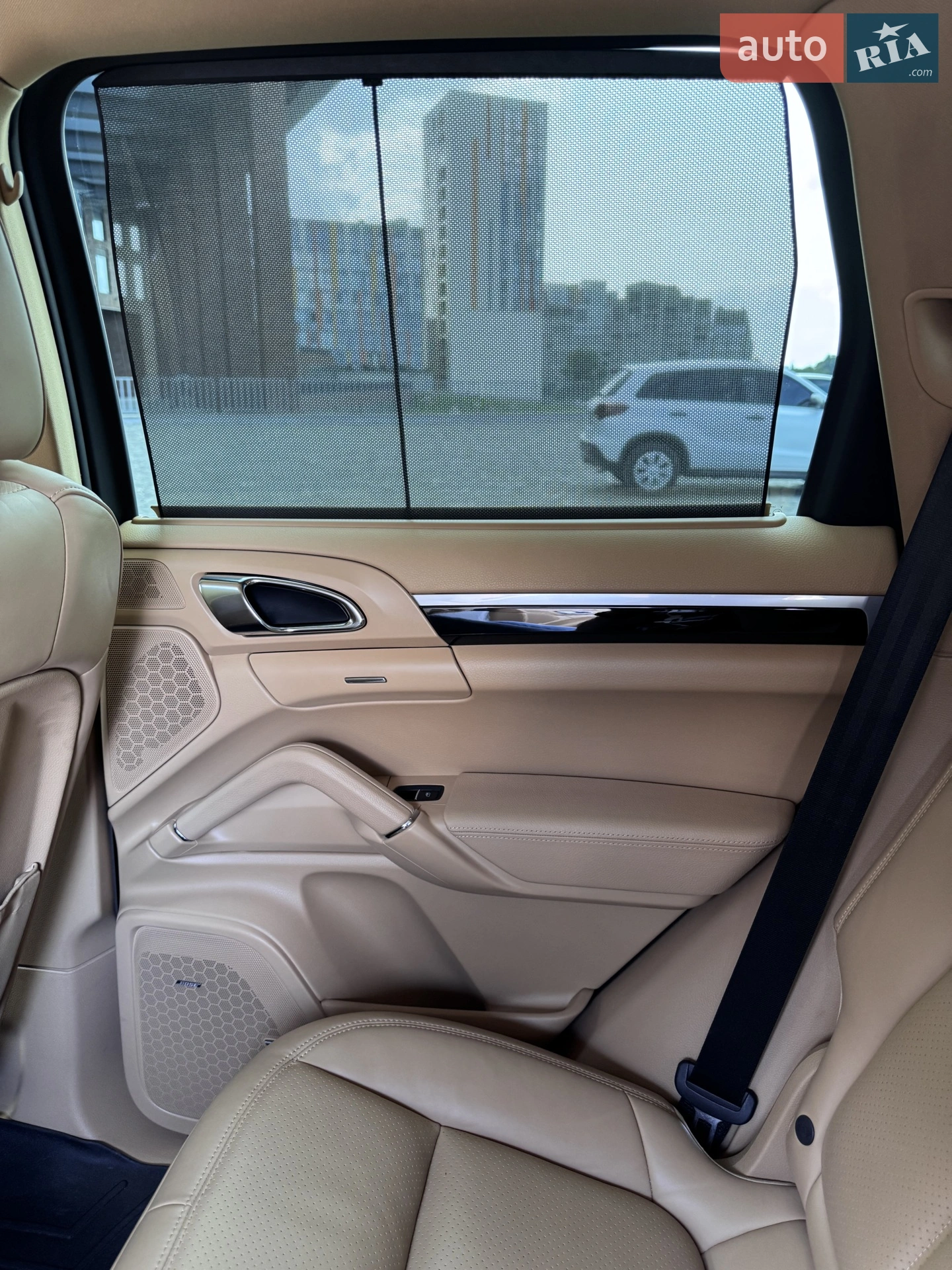 2015 Porsche Cayenne - мініатюра 24
