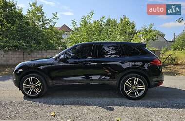 Внедорожник / Кроссовер Porsche Cayenne 2013 в 