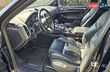 Внедорожник / Кроссовер Porsche Cayenne 2013 в 