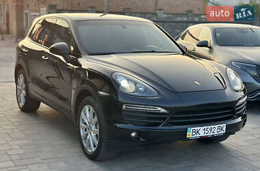 Внедорожник / Кроссовер Porsche Cayenne 2011 в 