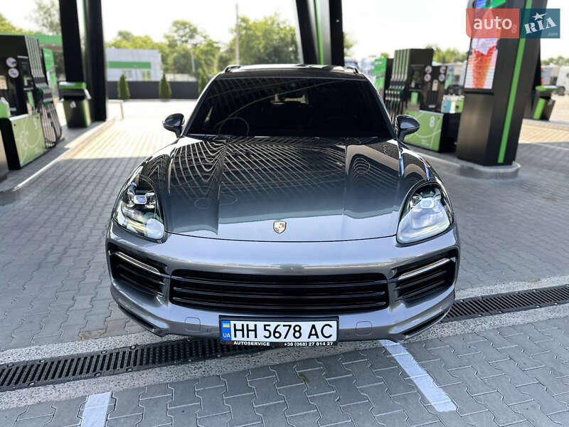 Позашляховик / Кросовер Porsche Cayenne 2019 в Одесі