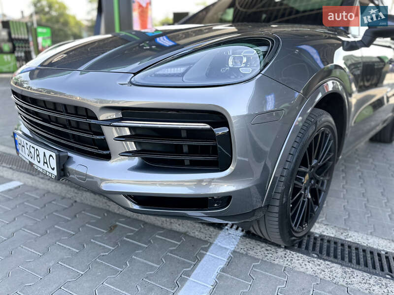 Позашляховик / Кросовер Porsche Cayenne 2019 в Одесі
