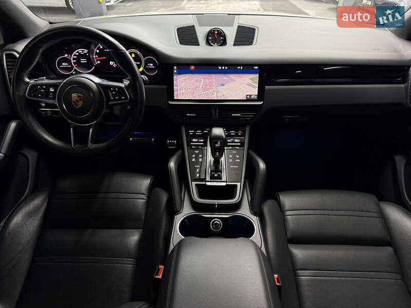 Внедорожник / Кроссовер Porsche Cayenne 2018 в Одессе
