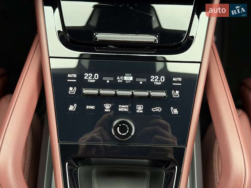 Внедорожник / Кроссовер Porsche Cayenne 2023 в Киеве