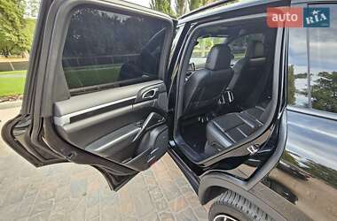 Внедорожник / Кроссовер Porsche Cayenne 2013 в 
