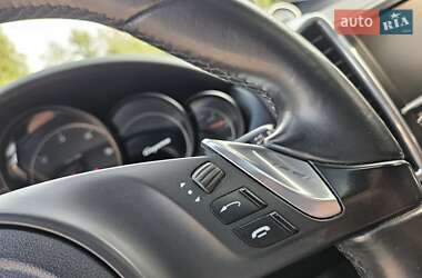 Внедорожник / Кроссовер Porsche Cayenne 2013 в 